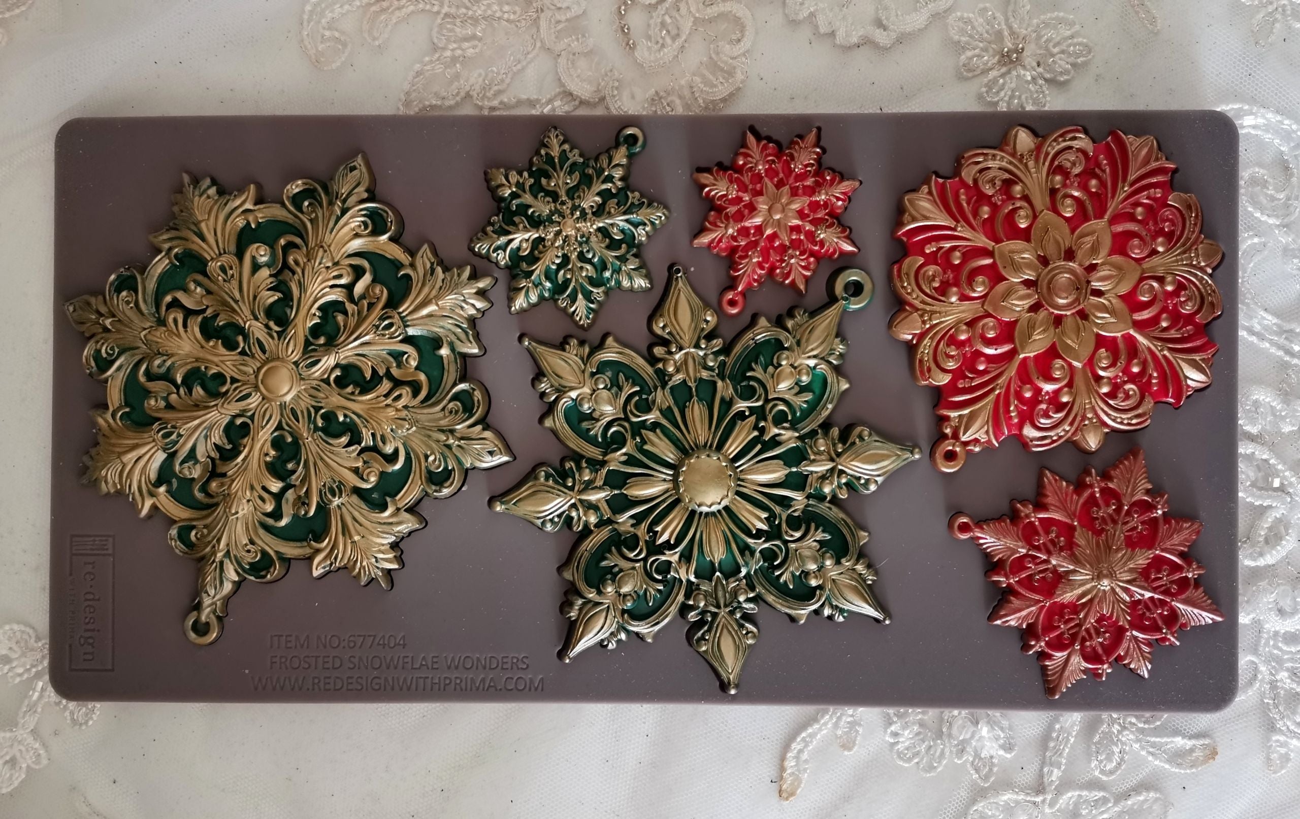 Frosted Snowflake Wonders