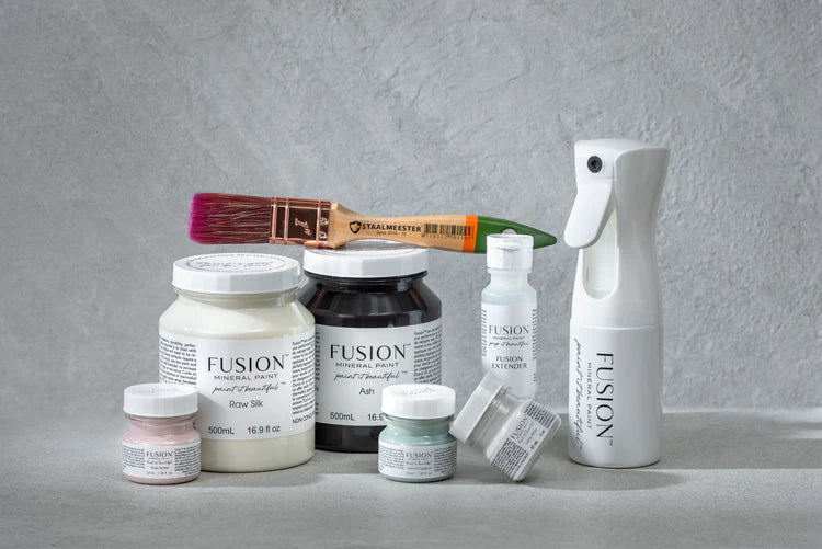 Premium artisanal paints, painting tools, and accessories for DIY décor and modern home décor projects.