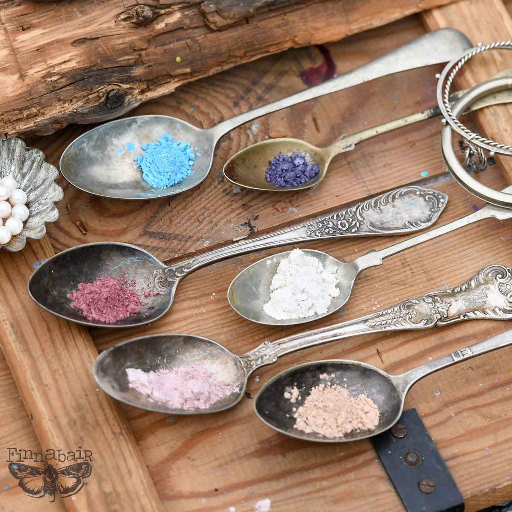 Mica Powder Set, Pearls and Crystals displayed in vintage spoons for creative projects and DIY décor.